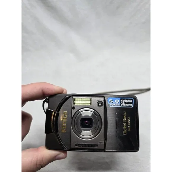 Konica Digital Revio KD-500Z Camera 5.0MP- No Battery Or Charger- AS IS - Picture 8 of 13